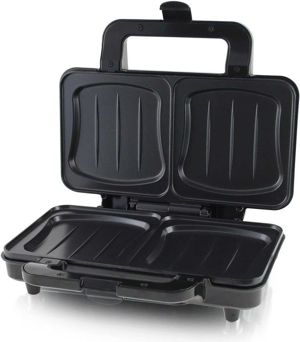 Сандвич тостер Emerio ST-109562, Без изтичане, 900 W