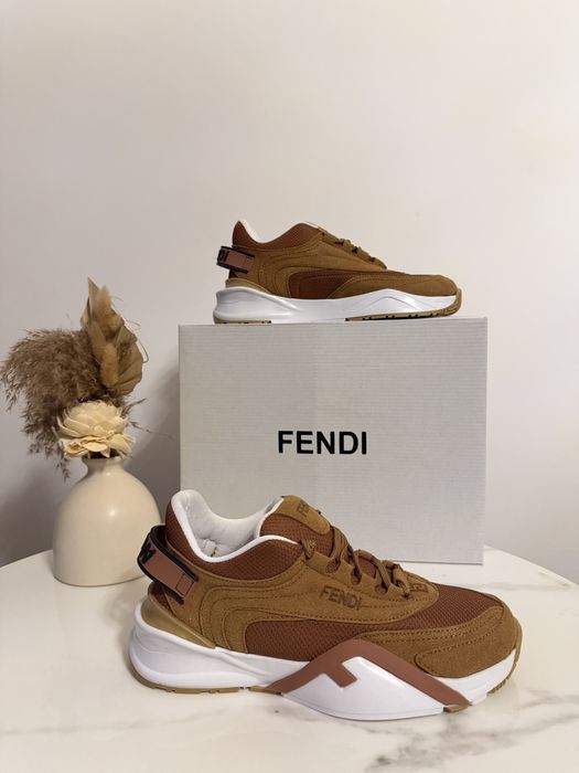 Adidasi Fendi Flow Low Top Maro