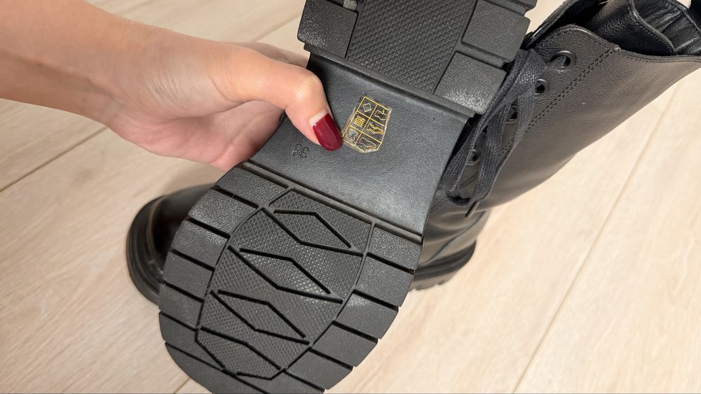 Зимние натуральные ботинки