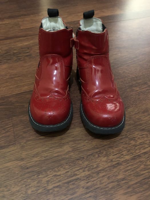 Ботинки для девочки