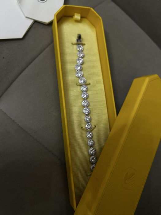 Сребърна гривна Swarovski