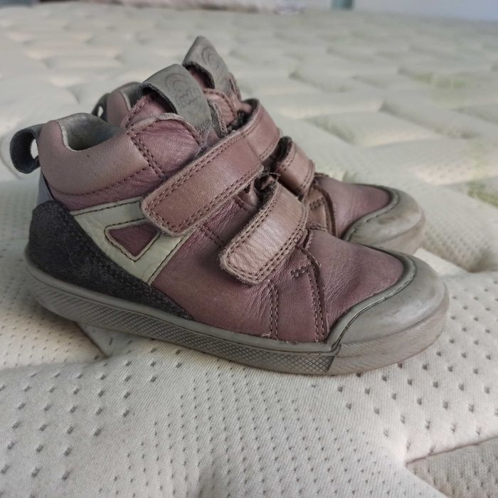 Обувки Froddo номер 26