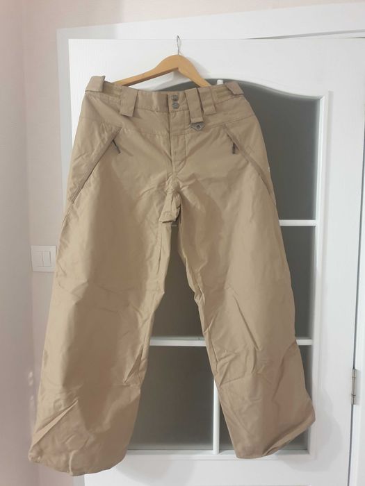 Ски/сноуборд яке Burton, панталони Oakley, подарък ски маска