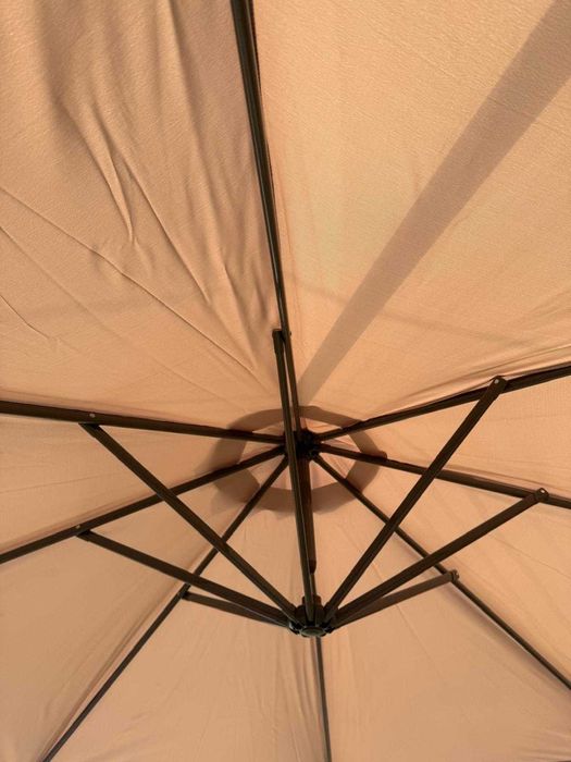 Umbrela camping suspendanta 3 Metri pentru Terasa / Gradina - suport marmura, stabilitate superioara