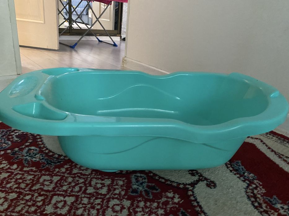 Продам кроватку детскую, коляску