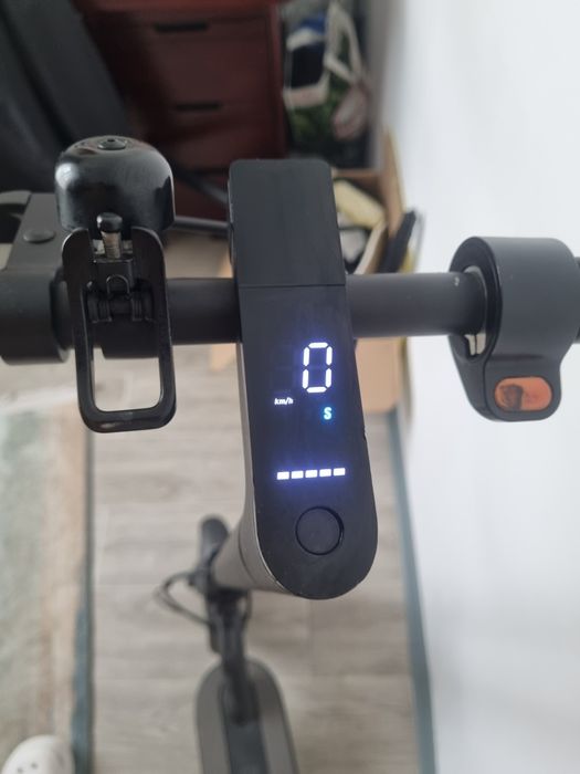 Vând Trotineta Electrica Xiaomi