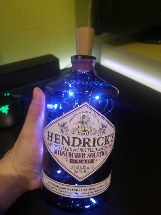 Светещи бутилки за бар, кафе и хотел