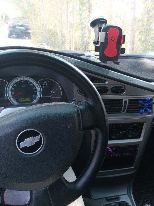 Nexia 2 sotiladi moshina yaxshi