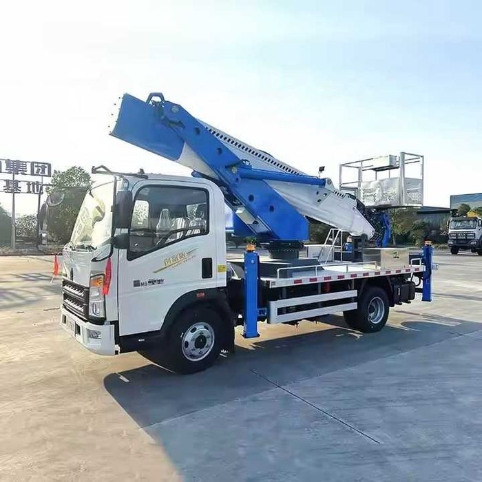 Автовышка  Howo 30 метр . Новый. с НДС