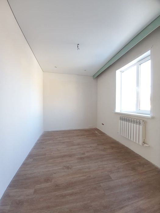 Продам дом в районе Курени