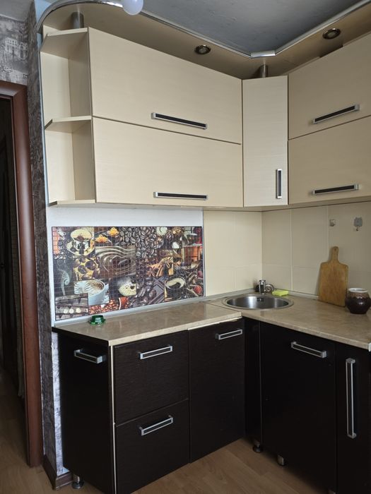 Продам кухню. Кухонный гарнитур.