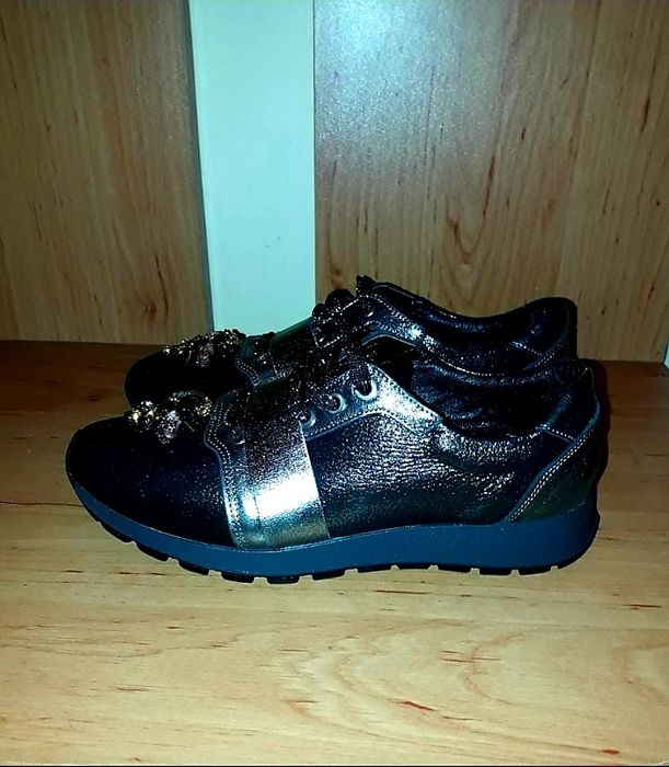 Дамски  спортни сникърси