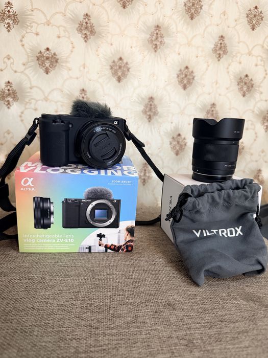 Sony ZV-E10 in GARANTIE + Obiectiv 16-50 f3.5-5.6 + Obiectiv Viltrox Air 25 f1.7