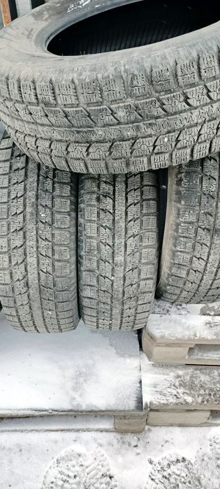 Резина 215×70×16. Toyo -Корея .