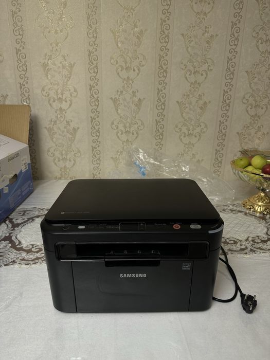Принтер триводном SAMSUNG