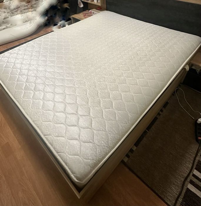 Еднолицев. Матрак 160/200