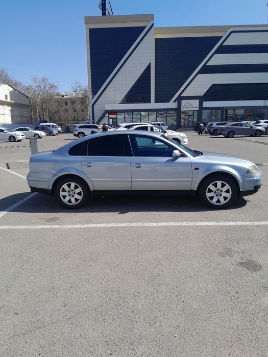 Сотувда Вольстваген Пассат.