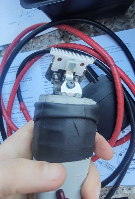 Тример за подстригване Andis T-outliner