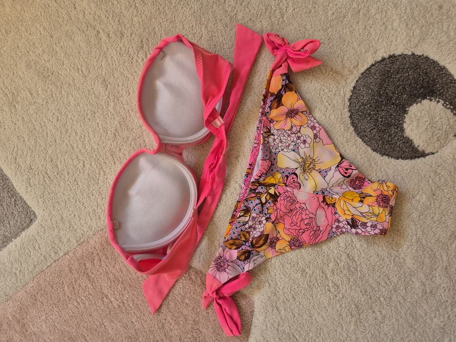 Дамски розов бански