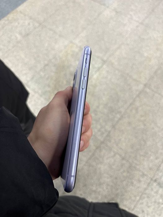 Iphone 11 64 gb KHA