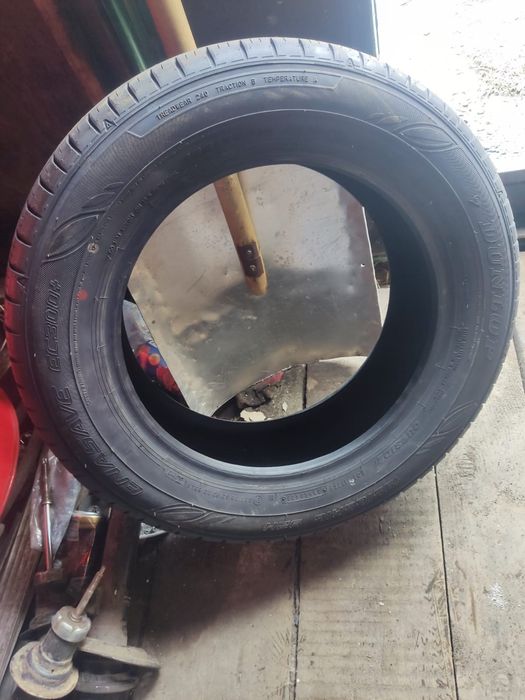 Продам резину на 16 новую