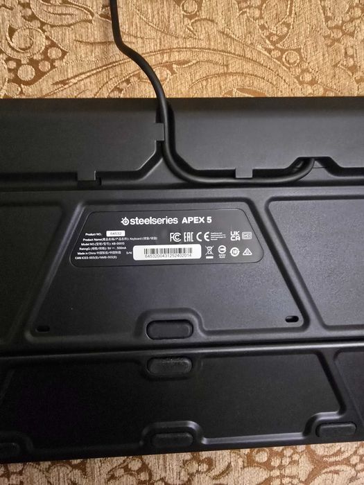 Tastatură gaming rgb Steelseries apex 5