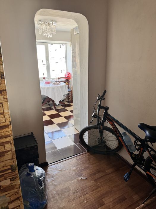 Продам 2 комнатную квартиру