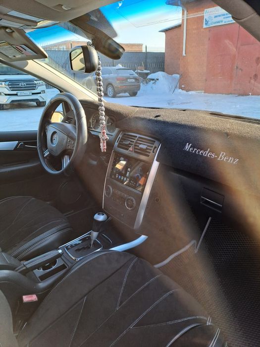 Продам достойный Мерседес B200