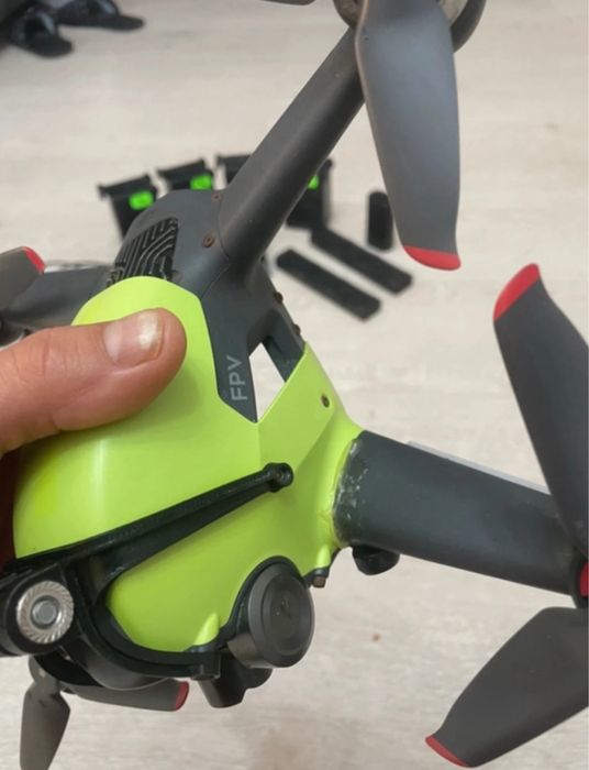 Dji FPV cu 3 baterii