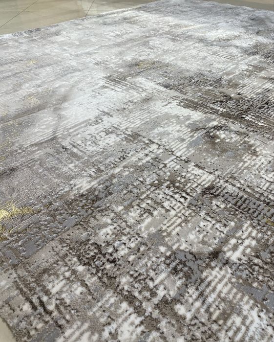 Продам качественный метражный ковер