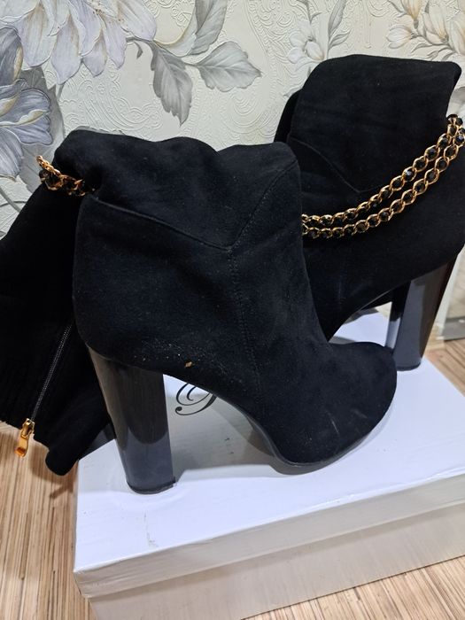 Продам женские сапоги!