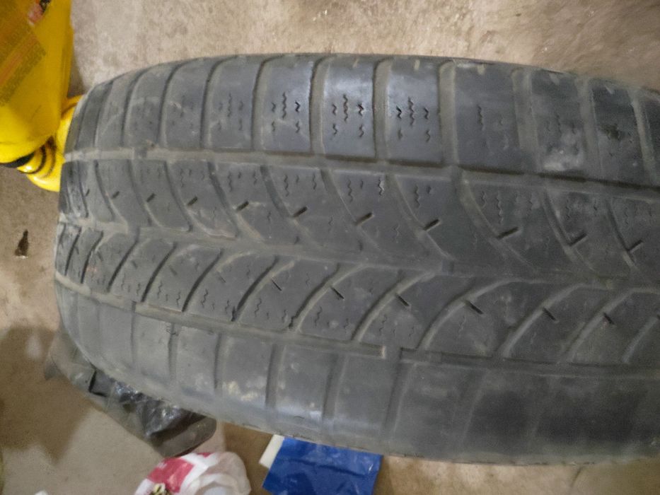 Продаю резину с диском на Ауди