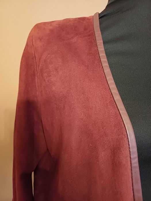 Jaketa piele intoarsa Mango