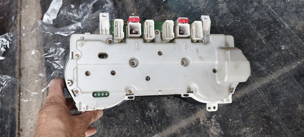 Kилометраж/предни и задни спирачни апарати Toyota rav 4