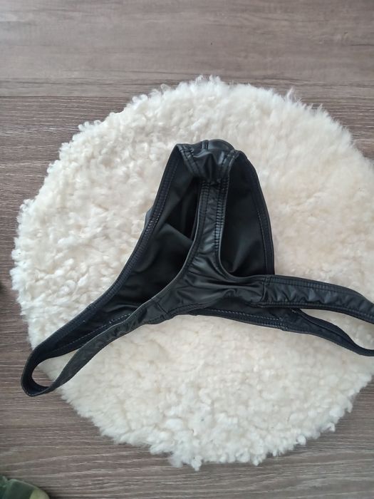 Vând chiloți sexy pt bărbați