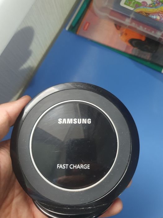 Безпроводная зарядка самсунг