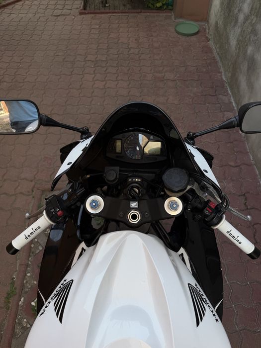 Honda CBR600RR PC40