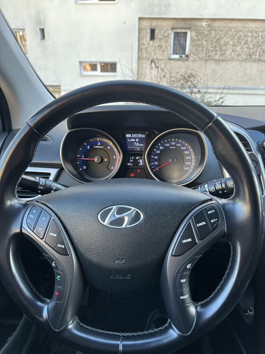 VAND Hyundai i30 1.6 diesel
