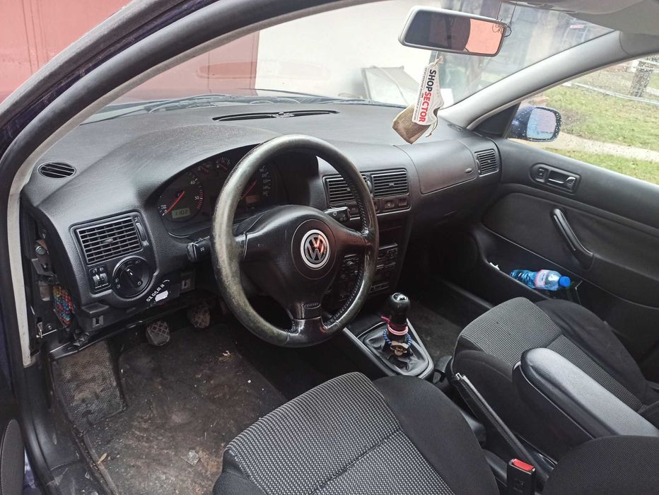 Голф 4 1.9тди 116 AJM на части