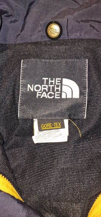 Яке The north face .