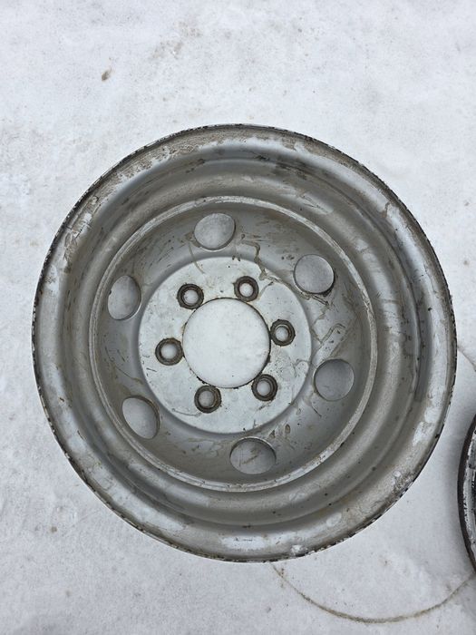 Продам резину на Газель