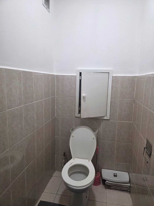 Srochno sotiladi! 2 xonali kvartira, Yangi Hayot 9, 1-qavat