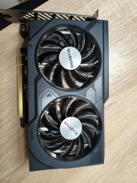 Видеокарта GeForce 4060