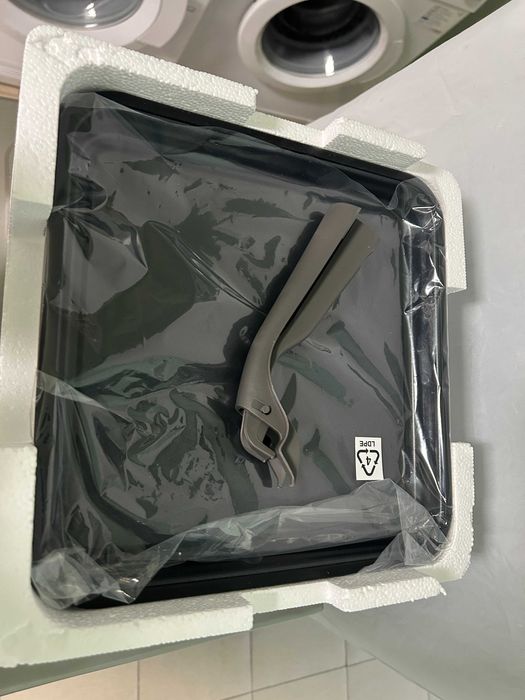 Микровълнова фурна Bauknecht ExtraSpace Crisp MW 427 SL (С транспортен дефект)