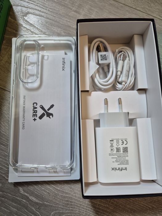Telefon Infinix  hot 50 pro 256 GB si Note 40 256 GB