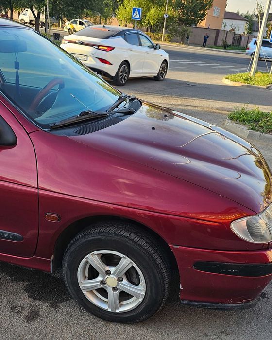 Renault Megane 1997г автомат,  Рено