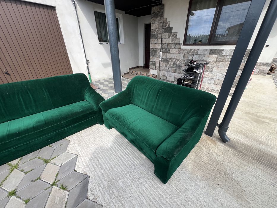 Set 1 canapea(3 pers), 1 canapea(2 pers), 1 fotoliu