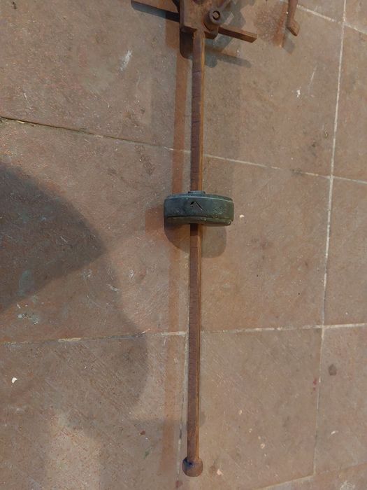 Стар работещ кантар