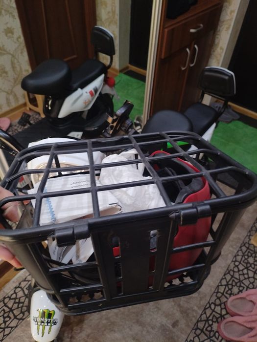 Продам электросамокат SLANE 0216