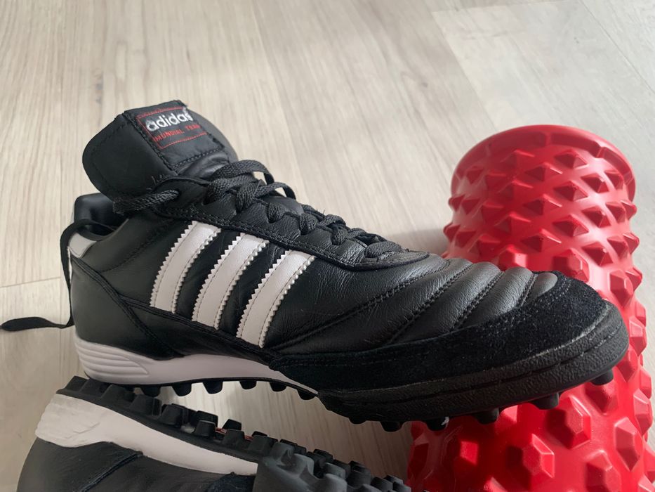 Стоножки ADIDAS Mundial Team Turf